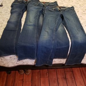Juniors arizona bootcut jeans size 5, average length, 3 pair bundle